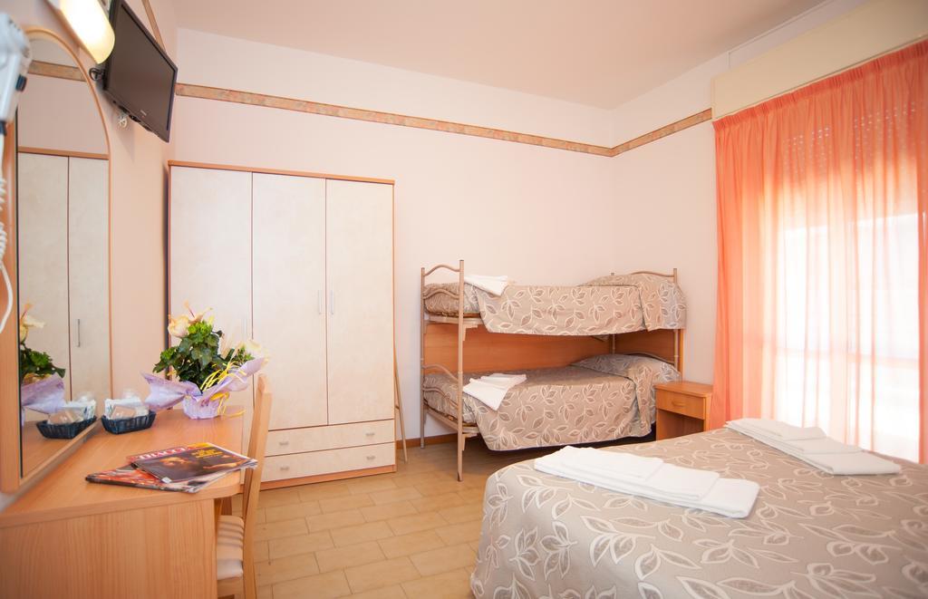 Hotel Bagli Rimini Zimmer foto
